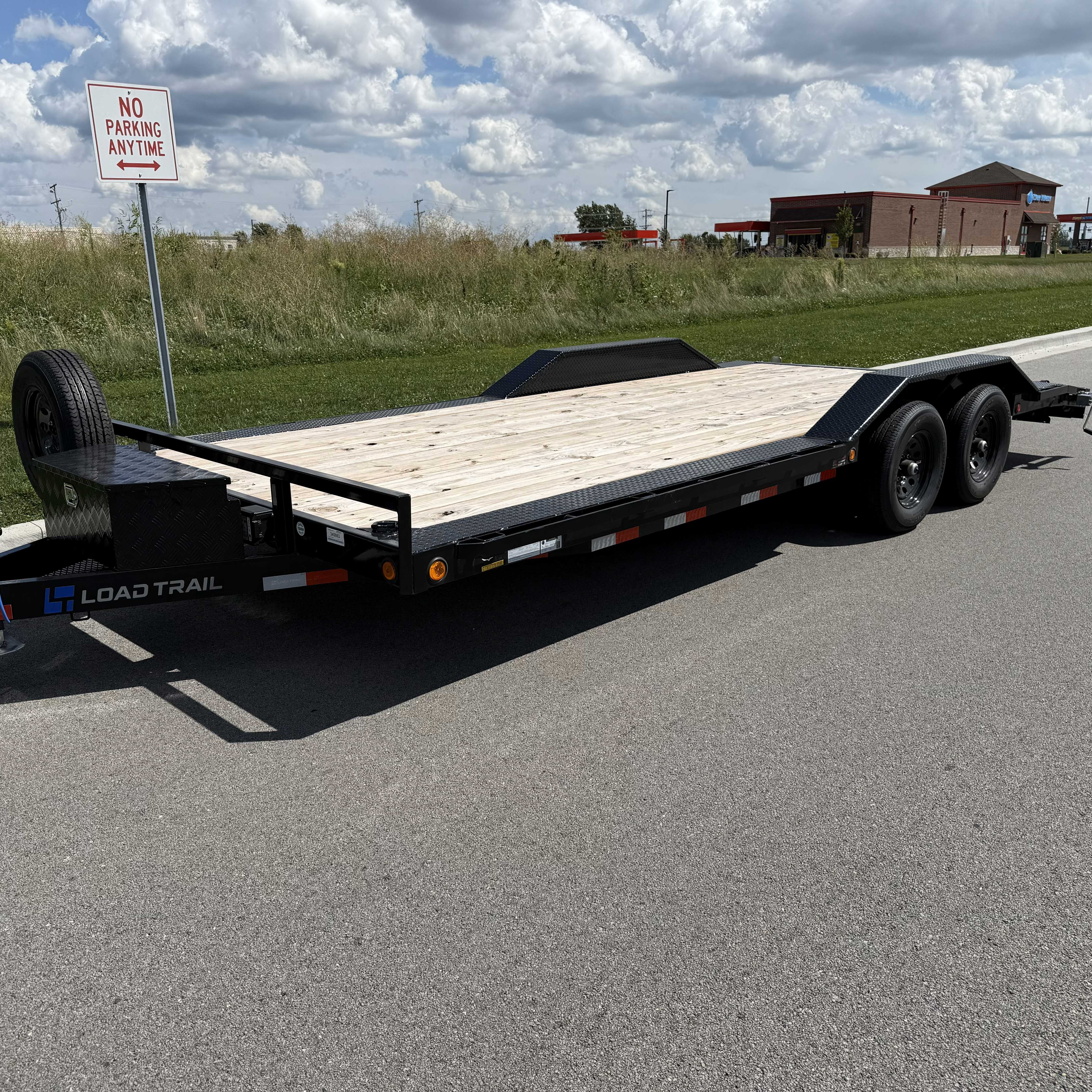 20ft Load Trail car hauler trailer rental in Joliet for vehicle transport and ATVs